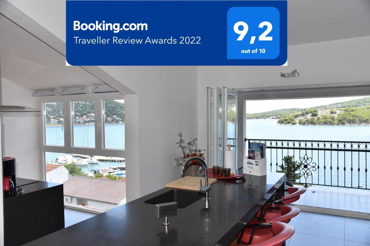 Villa Pina Appartment Chantos ทิสโน ภายนอก รูปภาพ